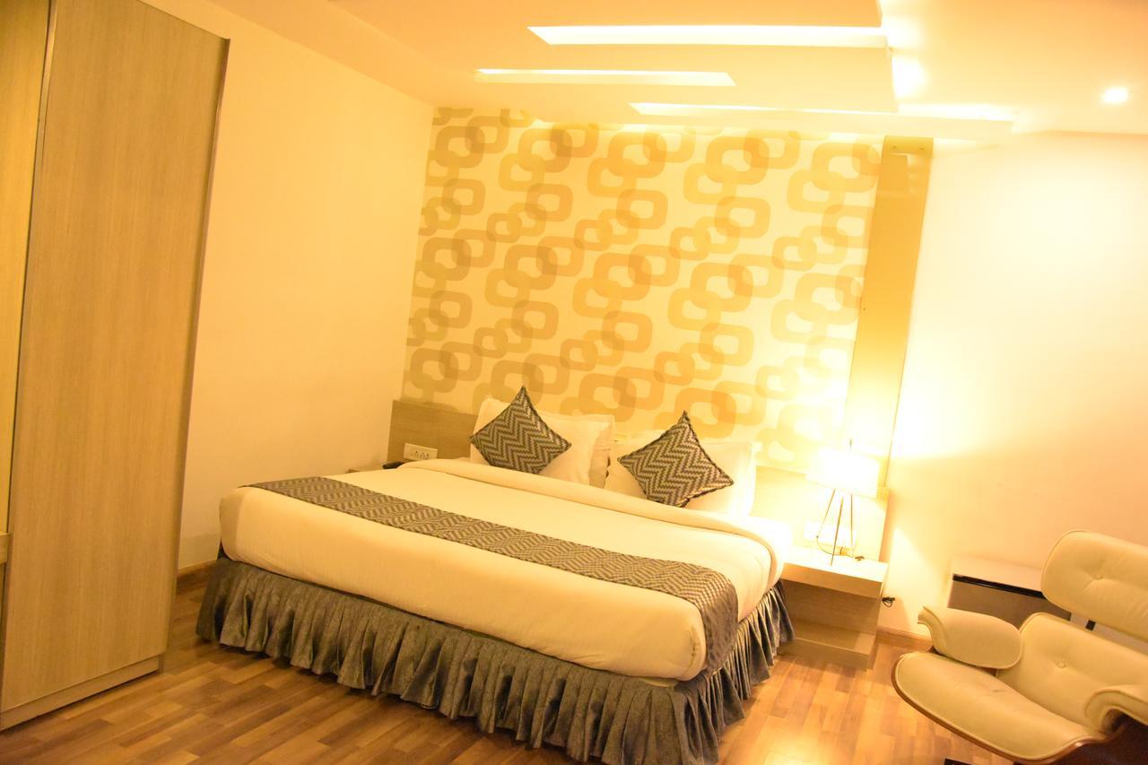 Hotel Poppys Tower Coimbatore Exterior foto