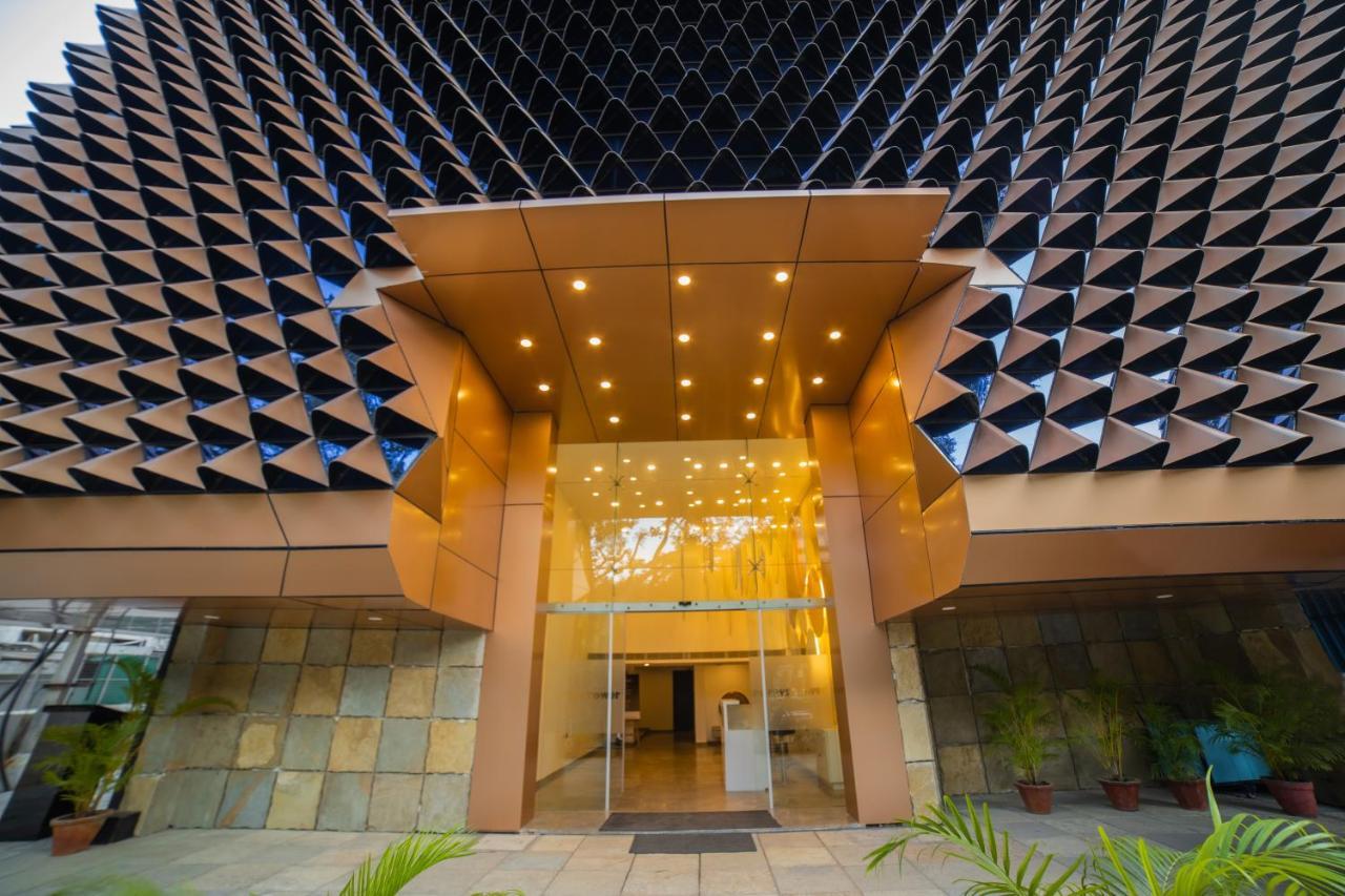 Hotel Poppys Tower Coimbatore Exterior foto